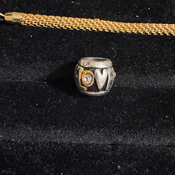 Brighton 8 inch charm Braclet 
 Braclet 20
Charms are 5 each
Pick ones you want. - Picture 9 of 14